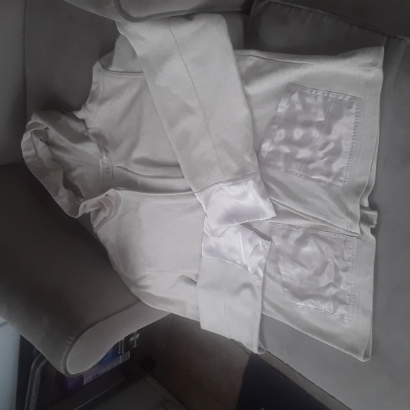 Beautiful Jacket💜❤ - Picture 8 of 8